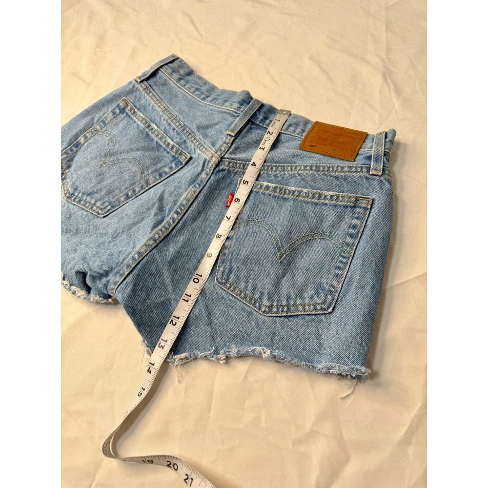 Levi's‎ 501 High Rise Cut Off Denim Shorts Womens 27 Light Mid Wash Button Fly
